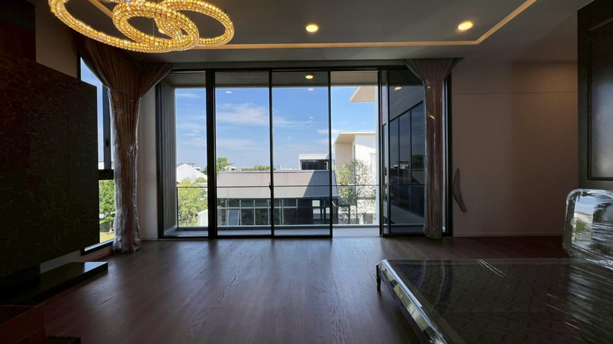 ให้เช่าบ้านลาดกระบัง สุวรรณภูมิ :  Luxury Pool Villa for Rent or Sale at VIVE Krungthep Kreetha