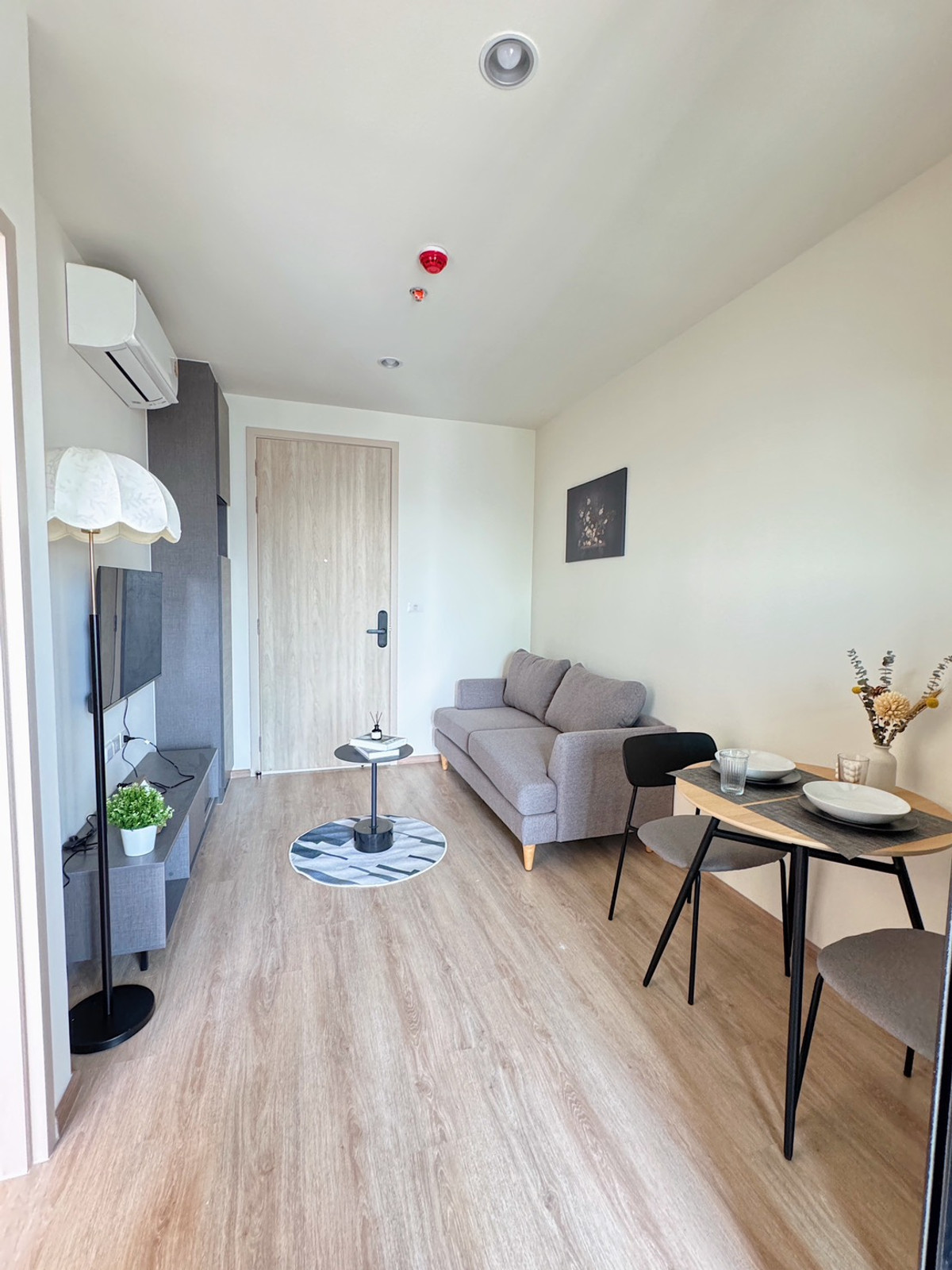 ให้เช่าคอนโดพระราม 9 เพชรบุรีตัดใหม่ RCA : คอนโดใหม่ พร้อมเข้าอยู่ 🌿Nue District R9 (โนเบิล นิว ดิสทริค อาร์ 9)🌿