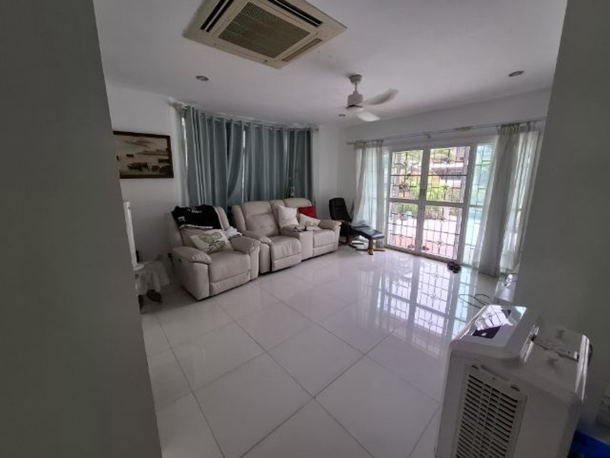 For SaleHouseLadkrabang, Suwannaphum Airport : 70 sq m, 3 bedrooms, 3 bathrooms, 2-story detached house, Passorn Prestige On Nut.