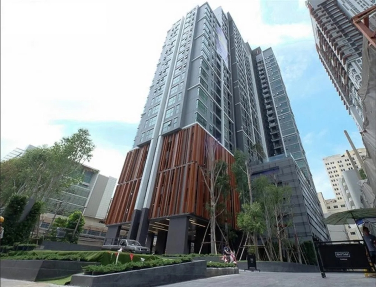 For SaleCondoAri,Anusaowaree : ✨ For Sale: Maestro 07 Victory Monument Condo ✨ 💰 Only 8,900,000 THB