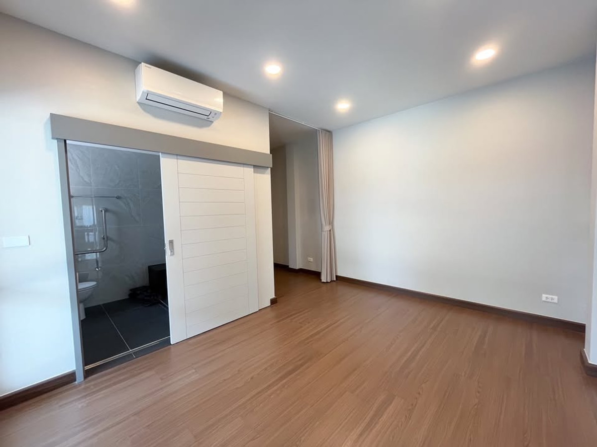 บ้านบางนา แบริ่ง ลาซาล : SALE/RENT The City บางนา บ้านใหญ่ Size XXL 5 ห้องนอน ใกล้ MEGA บางนา