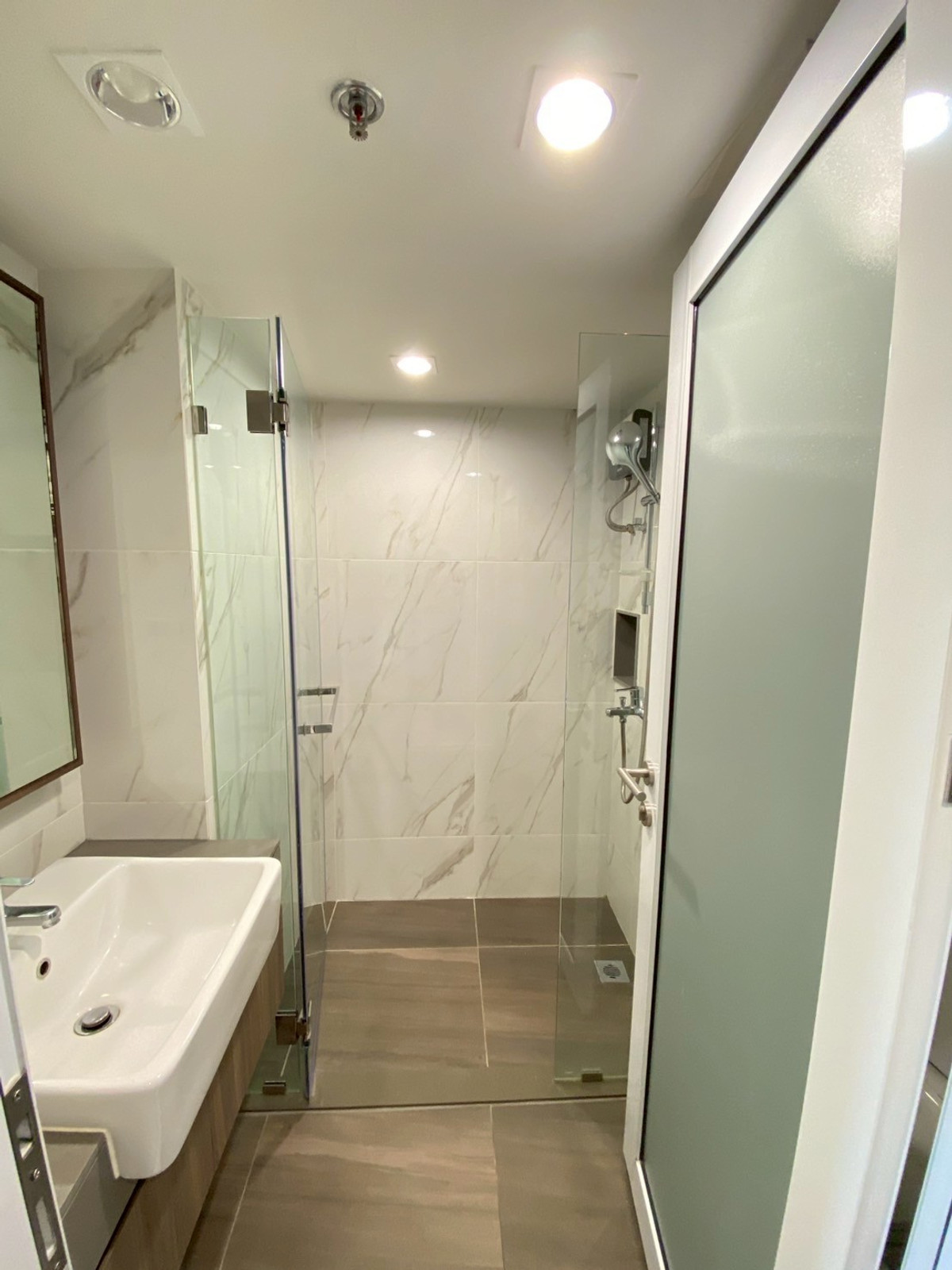 ให้เช่าคอนโดพระราม 9 เพชรบุรีตัดใหม่ RCA : FOR RENT! Maitria Residence พระราม 9 | Serviced Apartment ใจกลาง CBD