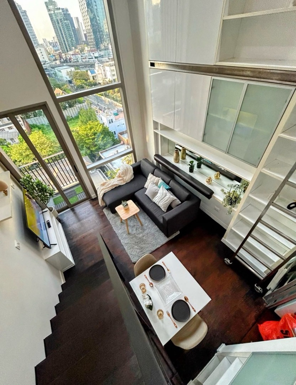For SaleCondoSukhumvit, Asoke, Thonglor : Pet Friendly Duplex Near BTS Thonglor 300m | Ideo Morph 38 Sukhumvit 38 | Renovated  • Great View