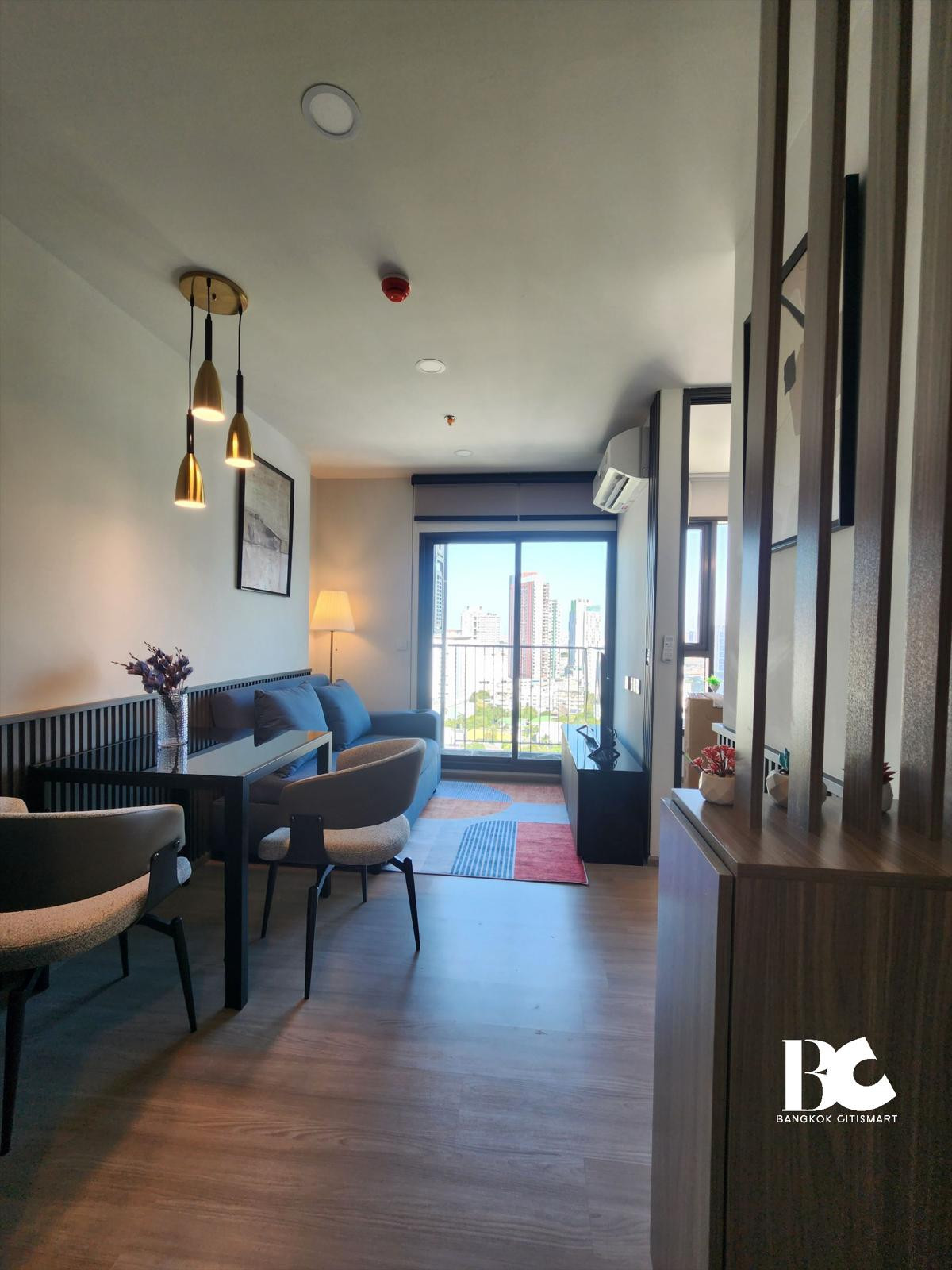 For RentCondoKhlongtoei, Kluaynamthai : ⭐Aspire Sukhumvit-Rama 4⭐35 sq m. New condo near BTS Phra Khanong with Shuttle Bus to pick up and drop off✨