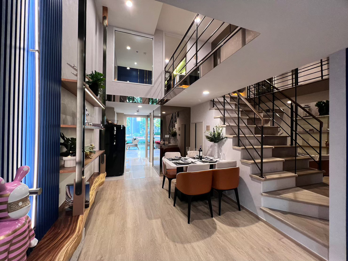 ขายคอนโดสยาม จุฬา สามย่าน : 🔥 Hot Deal! เพดานสูง 2 ชั้น! ส่วนลดกว่า 3.4 ล้านบาท! ใกล้จุฬาฯ! 👑 📞: 065-626-5636 (คุณกี้)