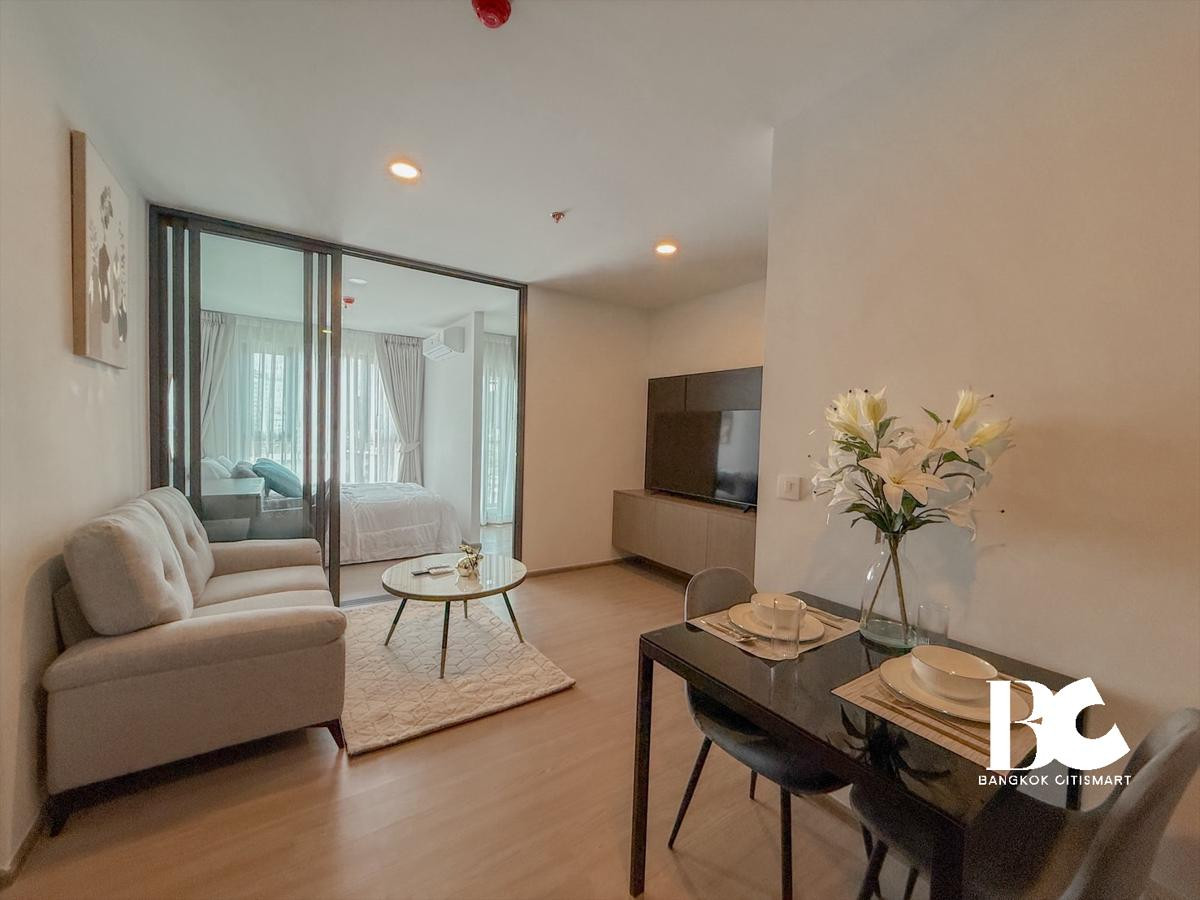 For RentCondoKhlongtoei, Kluaynamthai : ⭐Aspire Sukhumvit-Rama 4⭐35 sq m. New condo near BTS Phra Khanong with Shuttle Bus to pick up and drop off✨