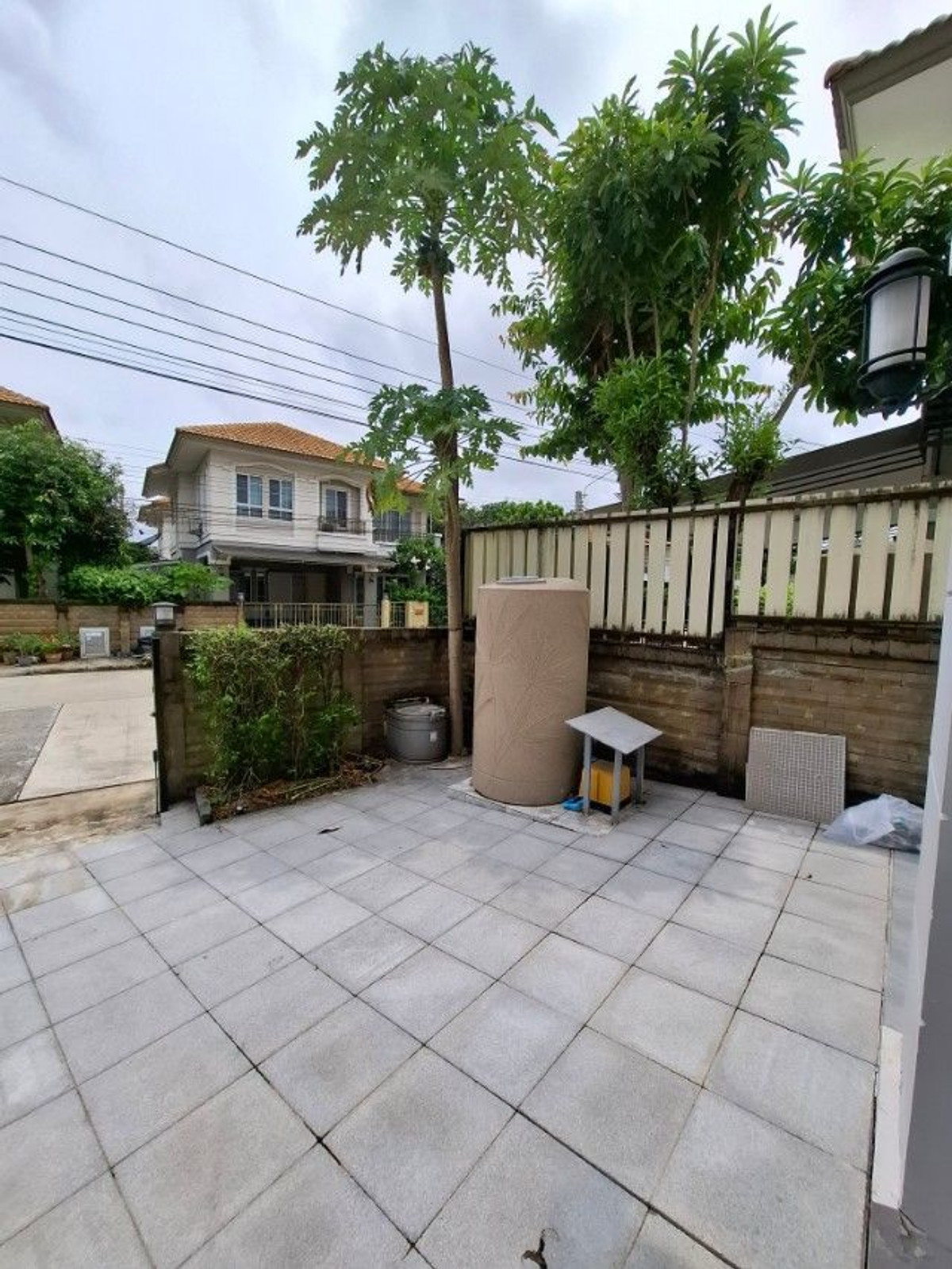 For SaleHouseLadkrabang, Suwannaphum Airport : 70 sq m, 3 bedrooms, 3 bathrooms, 2-story detached house, Passorn Prestige On Nut.