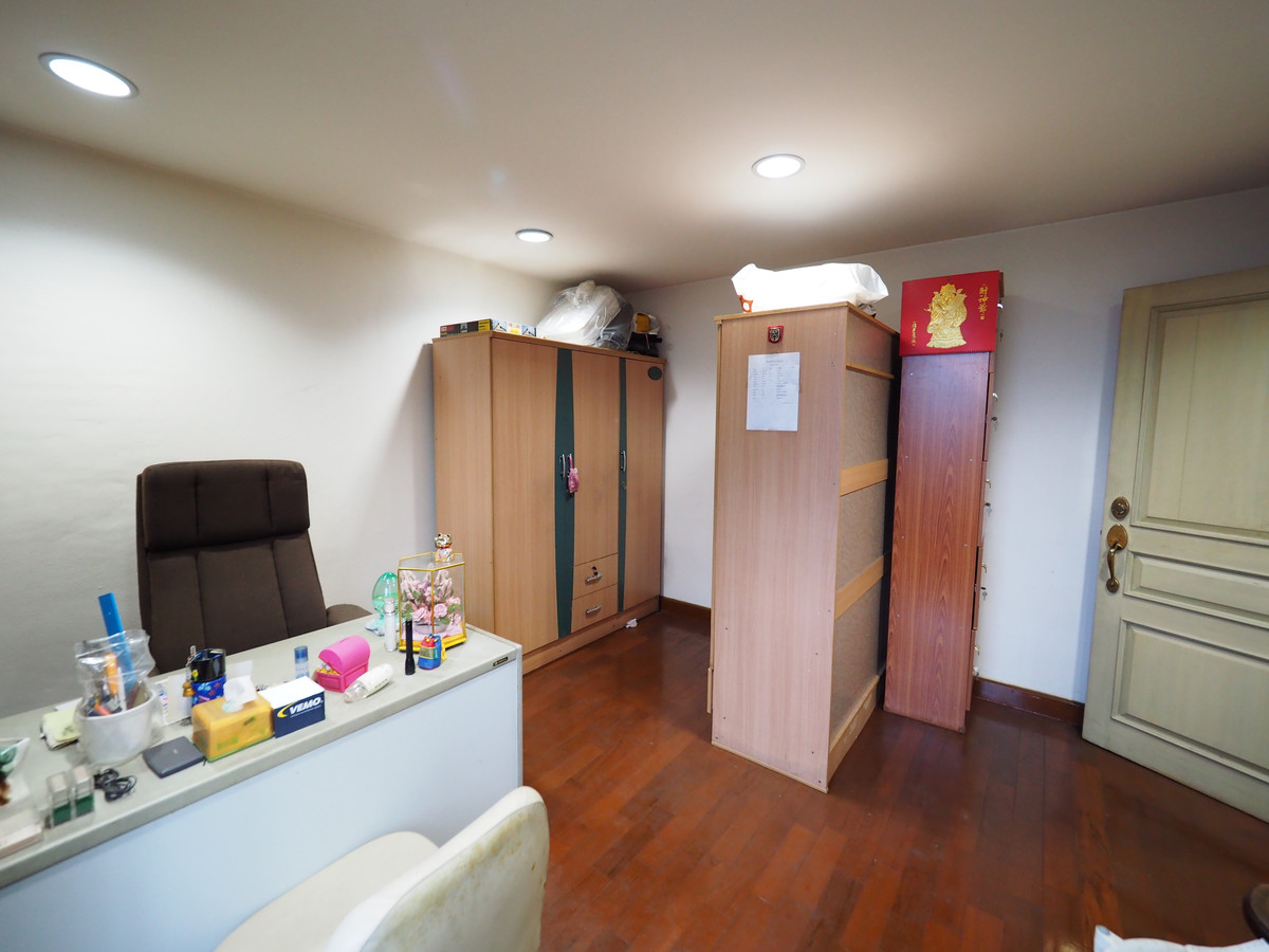 For RentShop HouseRama3 (Riverside),Satupadit : 6 Storey Shophouse 2 Joining Units on Rama 3 Main Road