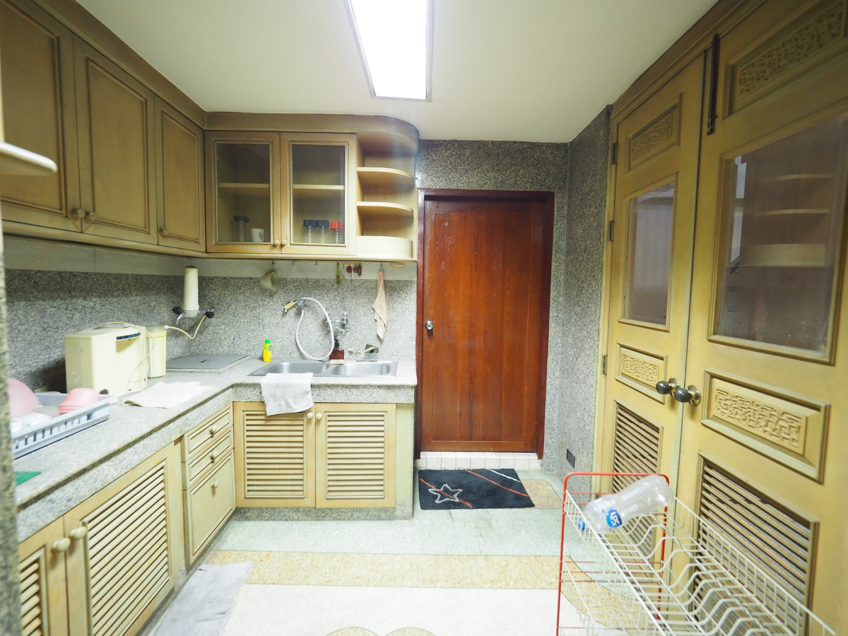 For RentShop HouseRama3 (Riverside),Satupadit : 6 Storey Shophouse 2 Joining Units on Rama 3 Main Road