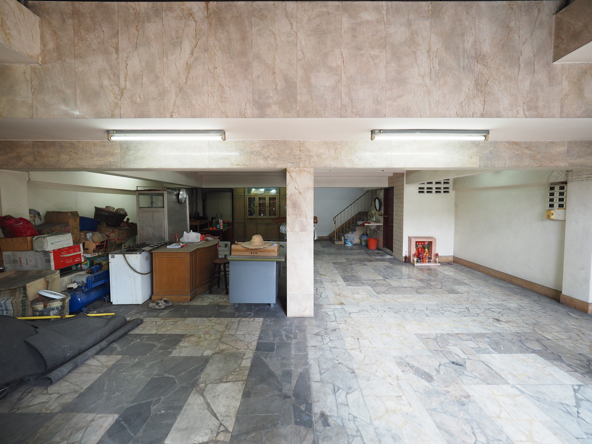 For RentShop HouseRama3 (Riverside),Satupadit : 6 Storey Shophouse 2 Joining Units on Rama 3 Main Road