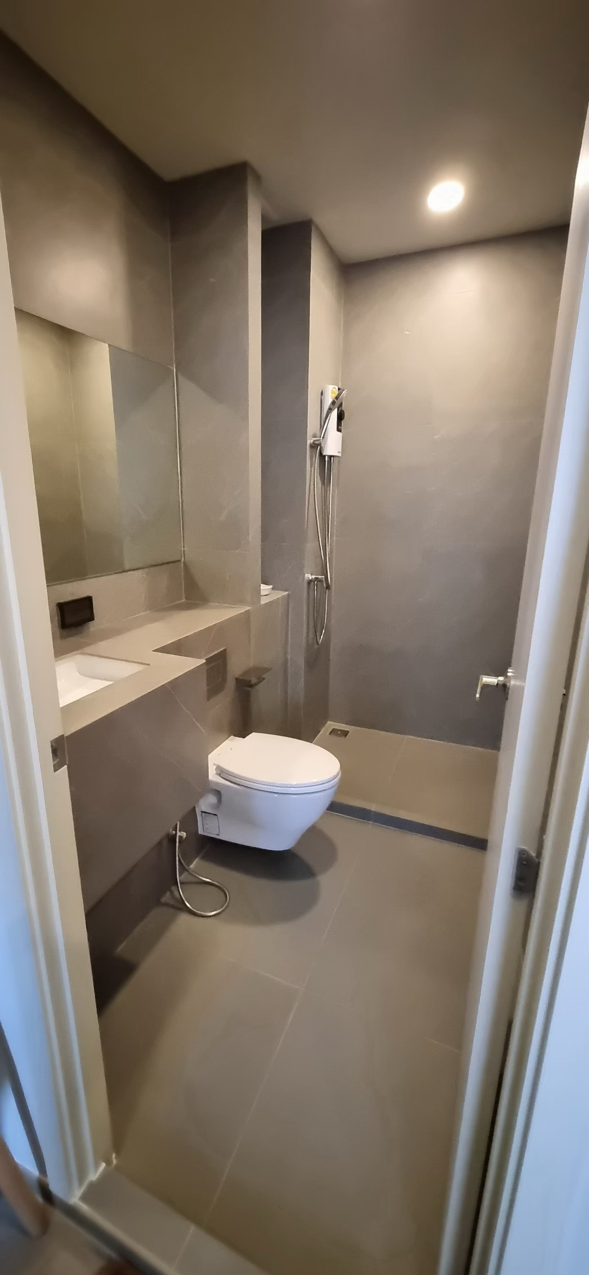 ให้เช่าคอนโดนวมินทร์ รามอินทรา : 🔥ปล่อยเช่าด่วน🔥 ✨The Origin Plug & Play รามอินทรา คอนโดสูงวิวสวย ติดรถไฟฟ้า สถานีรามอินทรา กม.9 เพียง 70 เมตร✨ ❄️ชั้น 2 ตึก D ขนาด 27 ตรม.❄️ Line @bzprOperty