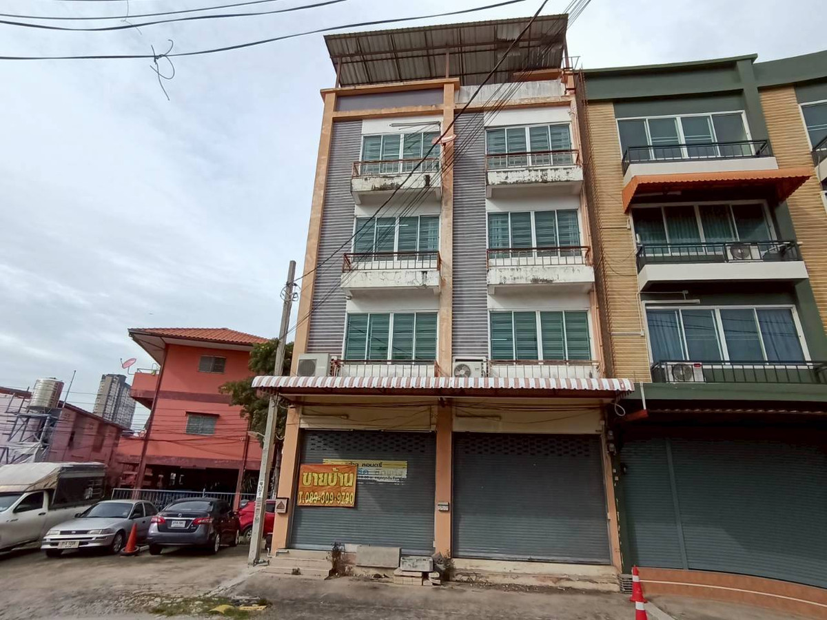 ขายอาคารพาณิชย์นนทบุรี บางใหญ่ บางบัวทอง : ขายตึกหัวมุม 4ชั้น พร้อมดาดฟ้า ทำเลดี ใกล้ MRT ไทรม้า ซอย 9 บางรักน้อย – รัตนาธิเบศร์