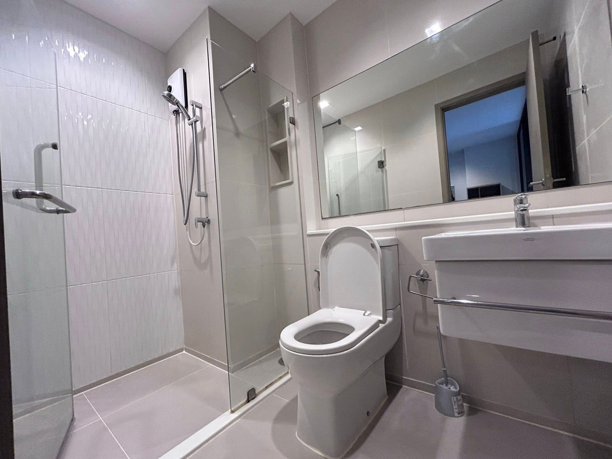 For RentCondoRama9, Petchburi, RCA : For Rent: Life Asoke Hype, 23,000 THB [MPr251205]