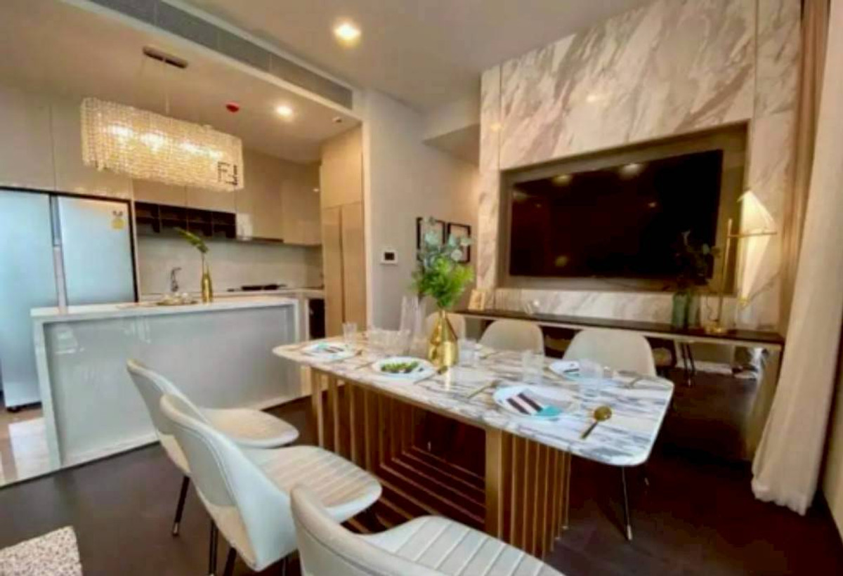 ให้เช่าคอนโดสุขุมวิท อโศก ทองหล่อ : คอนโดหรูใจกลางทองหล่อ 🌟 ห้องกว้างมาก สวยทุกมุม 📸 พร้อมเข้าอยู่แล้ววันนี้! ที่ Laviq Sukhumvit 57