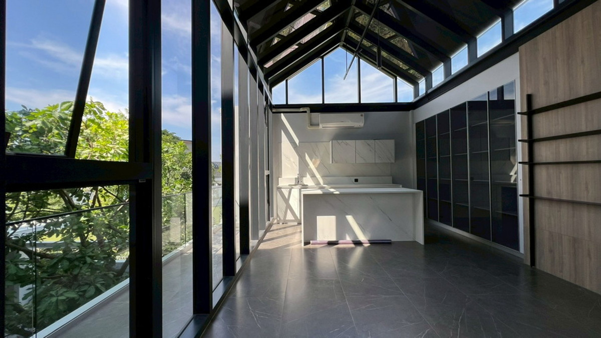 ให้เช่าบ้านลาดกระบัง สุวรรณภูมิ :  Luxury Pool Villa for Rent or Sale at VIVE Krungthep Kreetha