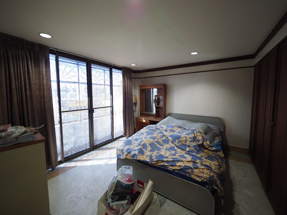 For RentShop HouseRama3 (Riverside),Satupadit : 6 Storey Shophouse 2 Joining Units on Rama 3 Main Road