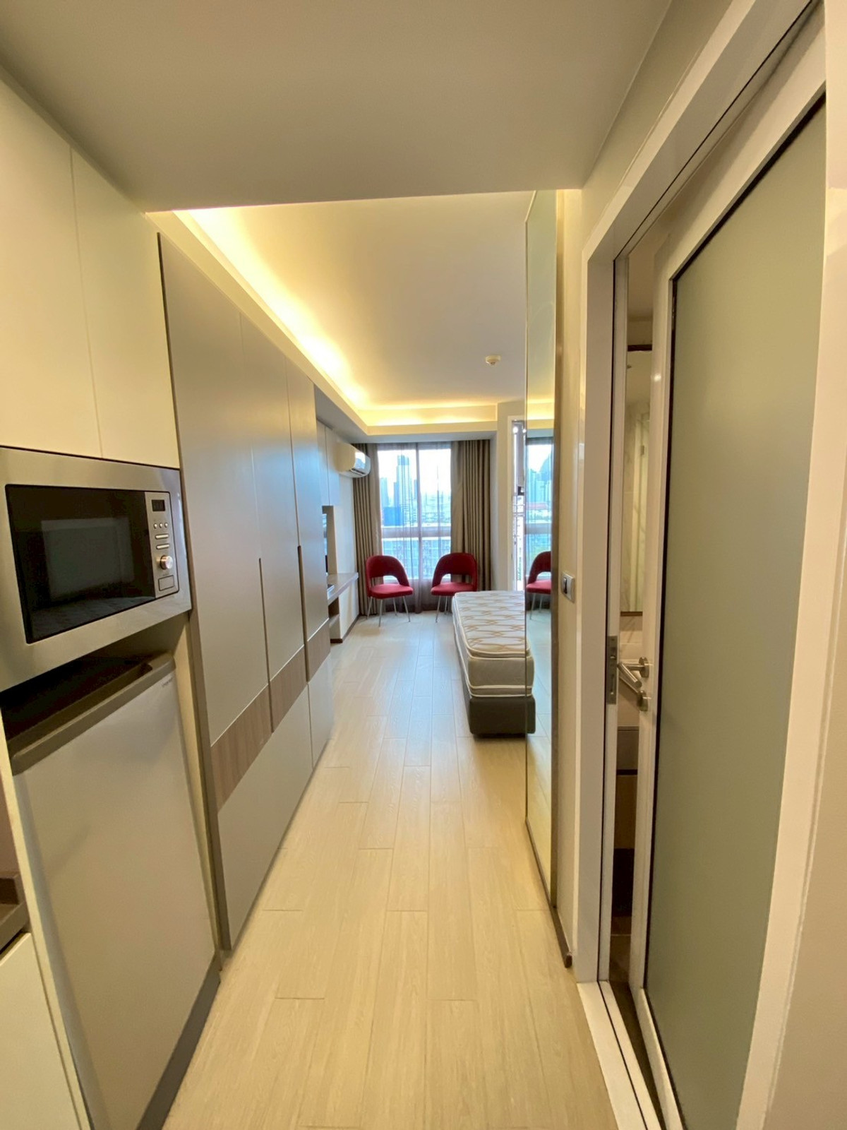 ให้เช่าคอนโดพระราม 9 เพชรบุรีตัดใหม่ RCA : FOR RENT! Maitria Residence พระราม 9 | Serviced Apartment ใจกลาง CBD