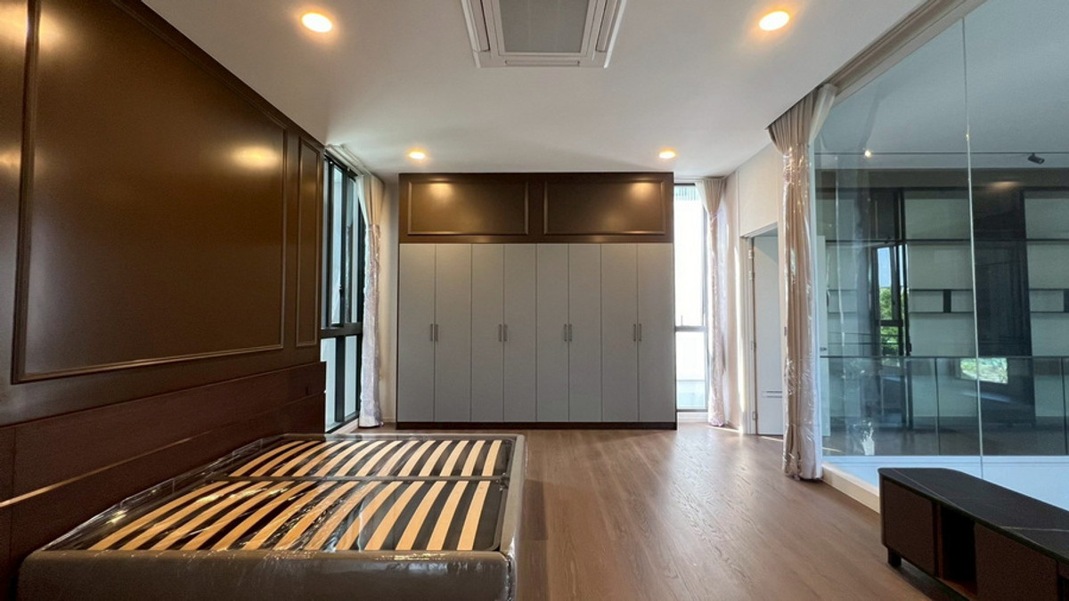 ให้เช่าบ้านลาดกระบัง สุวรรณภูมิ :  Luxury Pool Villa for Rent or Sale at VIVE Krungthep Kreetha