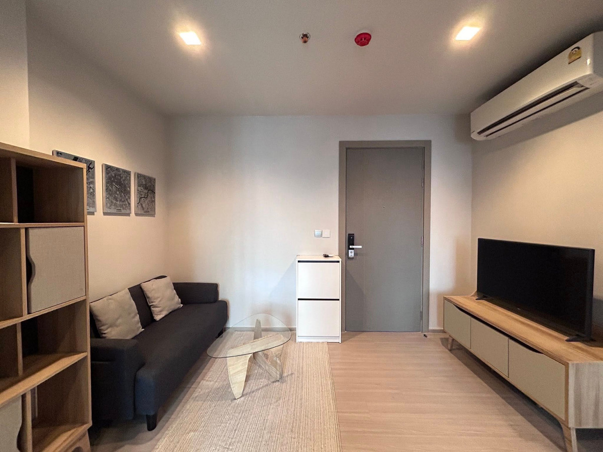 For RentCondoRama9, Petchburi, RCA : For Rent: Life Asoke Hype, 23,000 THB [MPr251205]
