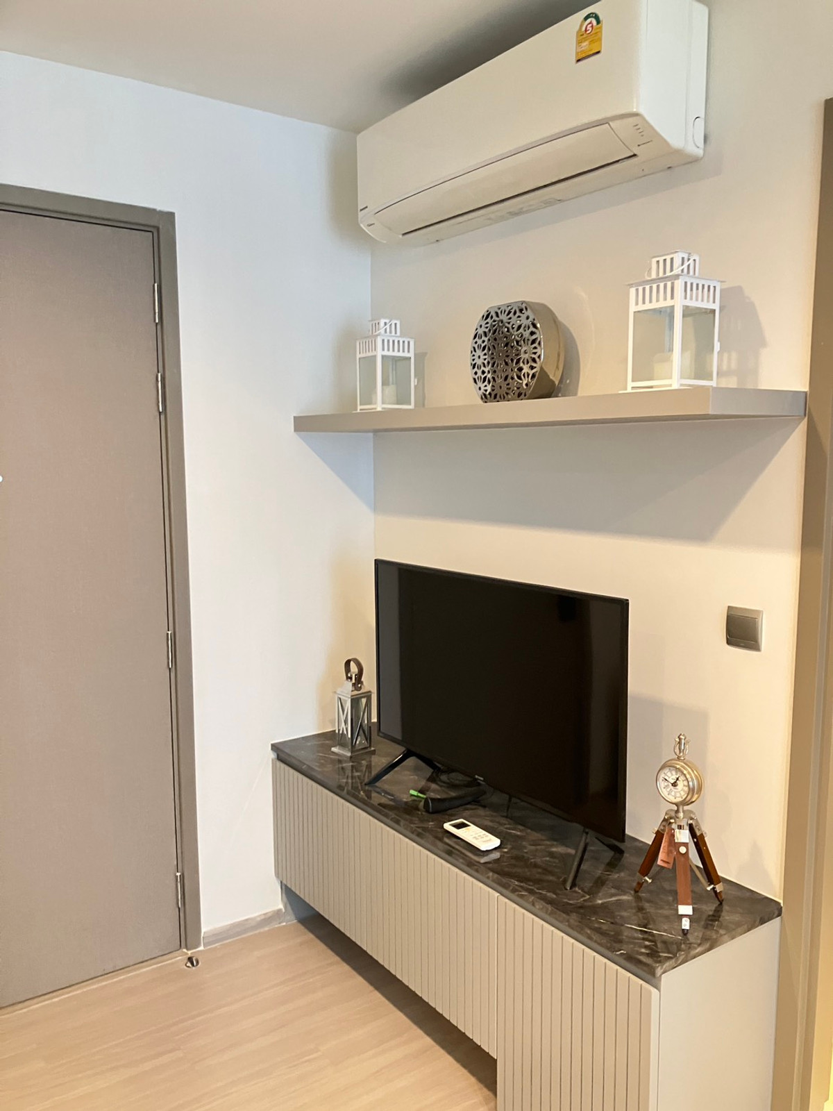 For RentCondoRama9, Petchburi, RCA : For Rent: Life Asoke Hype, 18,000 THB [MPr251204]