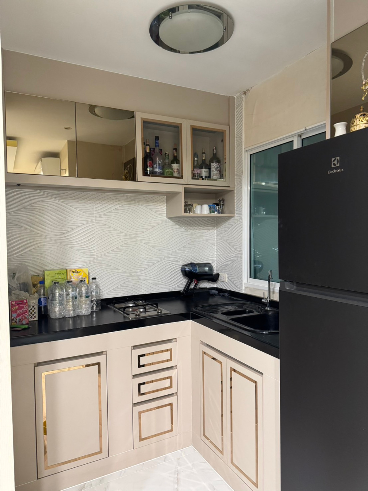 ทาวน์โฮมโชคชัย4 ลาดพร้าว71 : ‼️ให้เช่า และขายด่วน ‼️ บ้านทาวน์โฮม 3 ชั้น โครงการ บ้านกลางเมืองโชคชัยสี่ ซอย50  ลาดพร้าว-รัชดา  รีโนเวทใหม่ แบกกระเป๋าพร้อมเข้าอยู่ได้เลย ใกล้สถานีรถไฟฟ้าสายสีเหลือง 