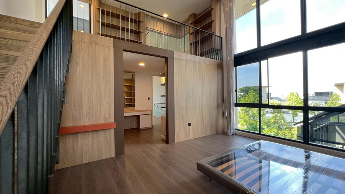 ให้เช่าบ้านลาดกระบัง สุวรรณภูมิ :  Luxury Pool Villa for Rent or Sale at VIVE Krungthep Kreetha