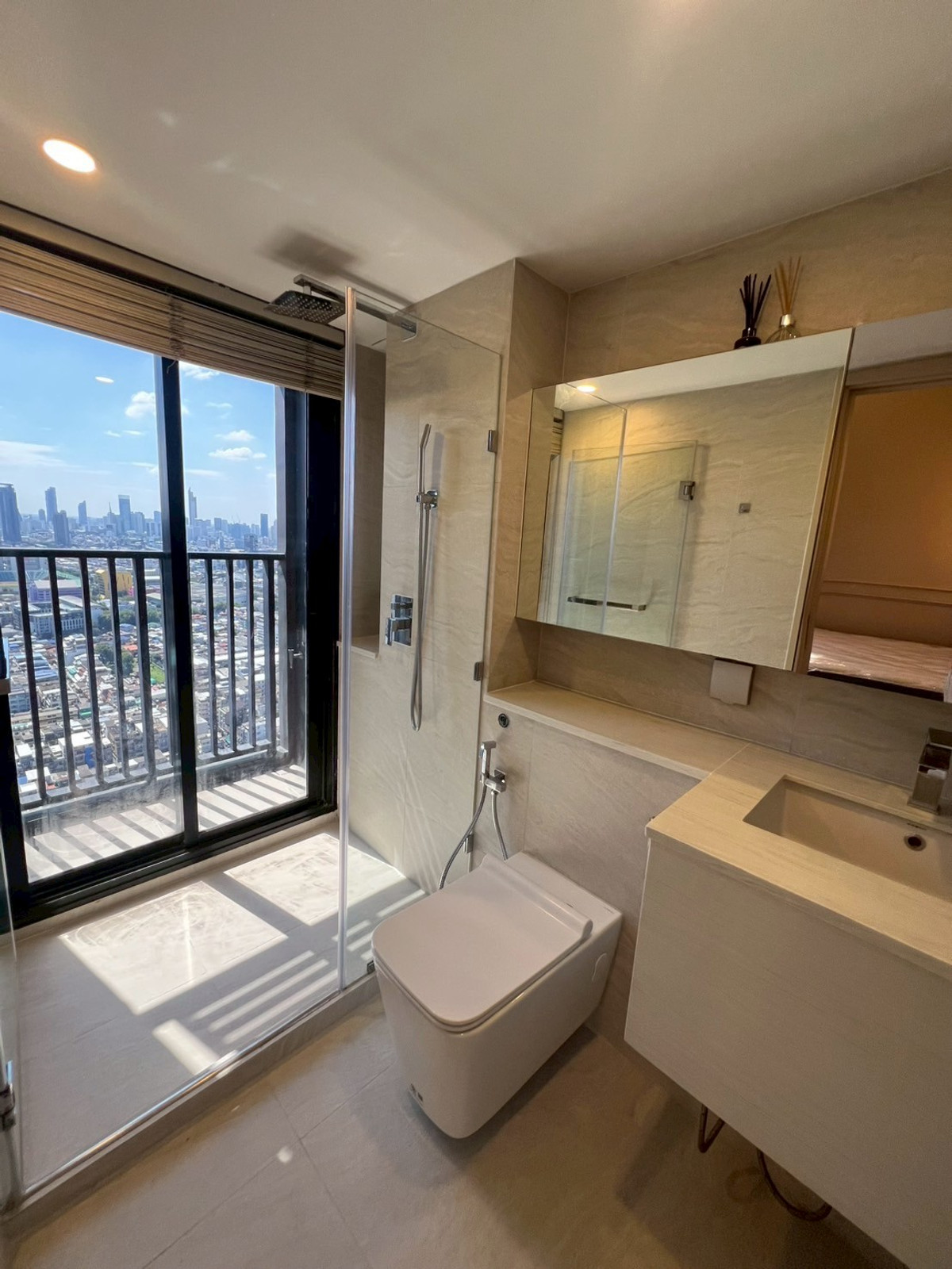 For RentCondoRatchathewi,Phayathai : For Rent: Park Origin Ratchatewi, 67,000 THB [MPr251203]