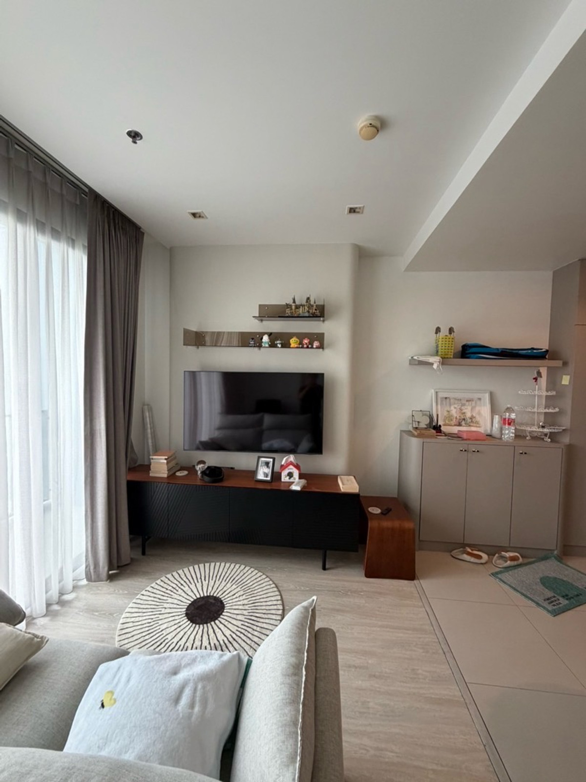 ขายคอนโดรัชดา ห้วยขวาง : Quinn รัชดา17⭐️ ขายด่วน🔥 1ห้องนอนขนาด45sq.m ยินดีต่อรอง(ตั้ม084-9792464)