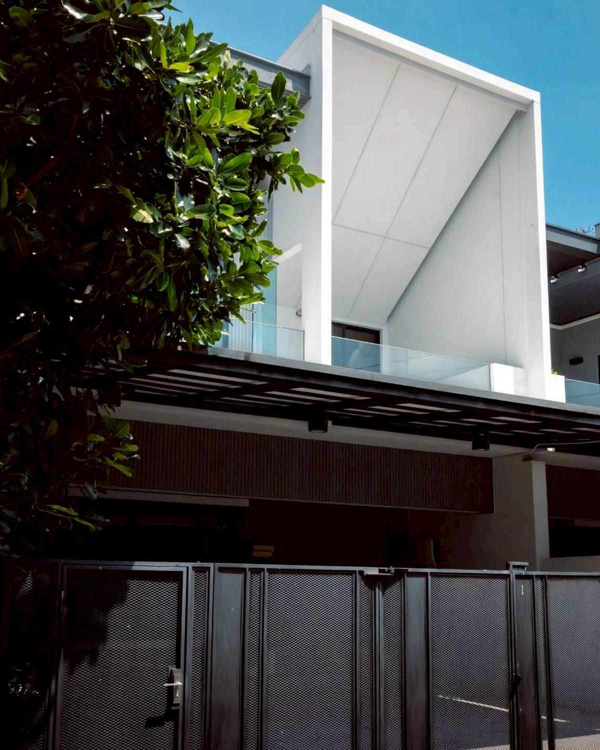 บ้านบางนา แบริ่ง ลาซาล : VIVE Bangna KM.7 บ้านหรูใกล้ Mega Bangna Please call: 082-894-4624