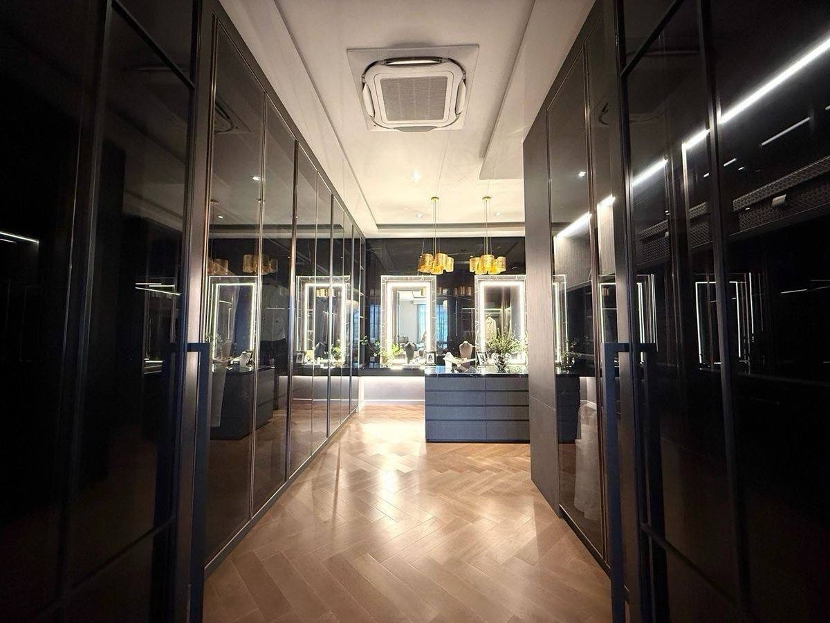 For SaleHousePinklao, Charansanitwong : 💎💎Sample house for sale (Show House) Grand Bangkok Boulervard Boromarajonani size 676 Sq.m 5 bed 6 bath price 91,000,000 M. Contact 086-795-9997 (Jimmy)