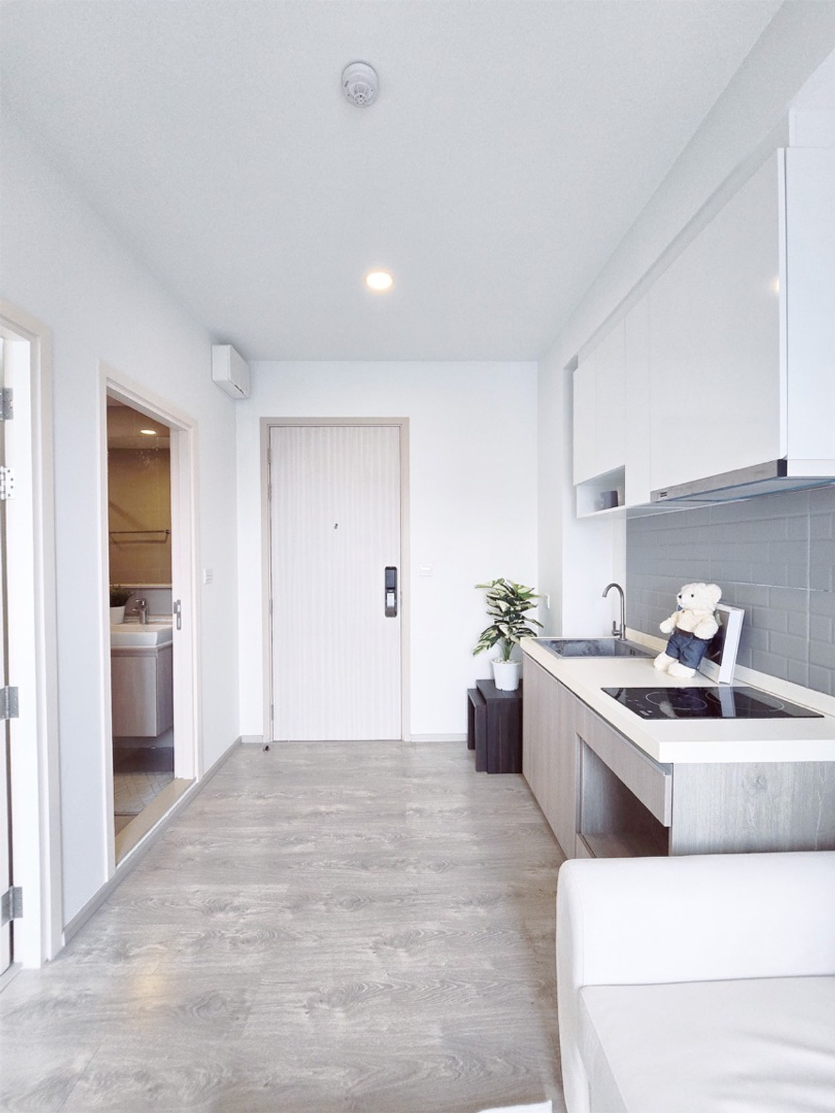 ขายคอนโดปิ่นเกล้า จรัญสนิทวงศ์ : คอนโดโซนจรัญ ส่วนกลางให้เยอะมาก เดอะทรี จรัญสนิทวงศ์ 30 ใกล้MRT แยกไฟฉาย ติดถนนใหญ่เดินทางสะดวก