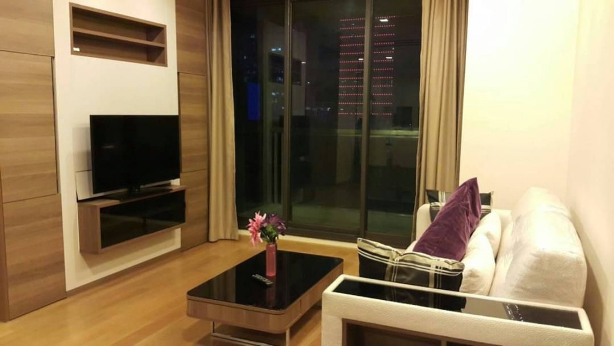 ให้เช่าคอนโดสาทร นราธิวาส : ให้เช่า The Address Sathorn ราคา 35,000 บาท [MKr251220]