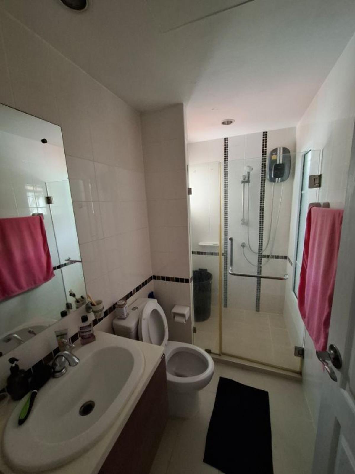 For SaleHouseLadkrabang, Suwannaphum Airport : 70 sq m, 3 bedrooms, 3 bathrooms, 2-story detached house, Passorn Prestige On Nut.