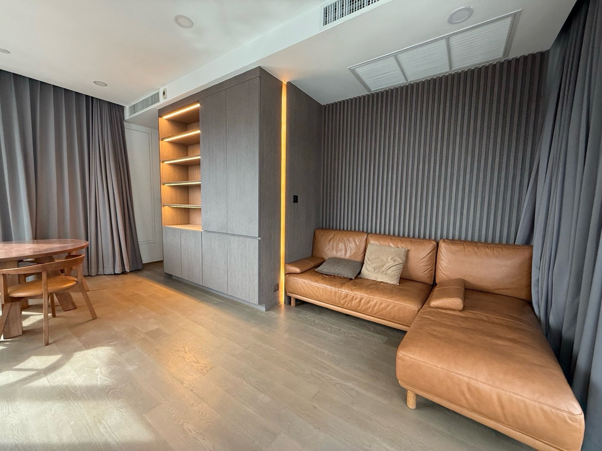 ให้เช่าคอนโดสยาม จุฬา สามย่าน : 📍For Rent!! Ashton Chula - Silom💥 2 Bedrooms 1 Bathroom | 57 sq.m. | 50,000 THB / month💥📞 Contact: Aomam (Agent) Tel / Line ID : 095-587-1692 WhatsApp : +66 95 587 1692