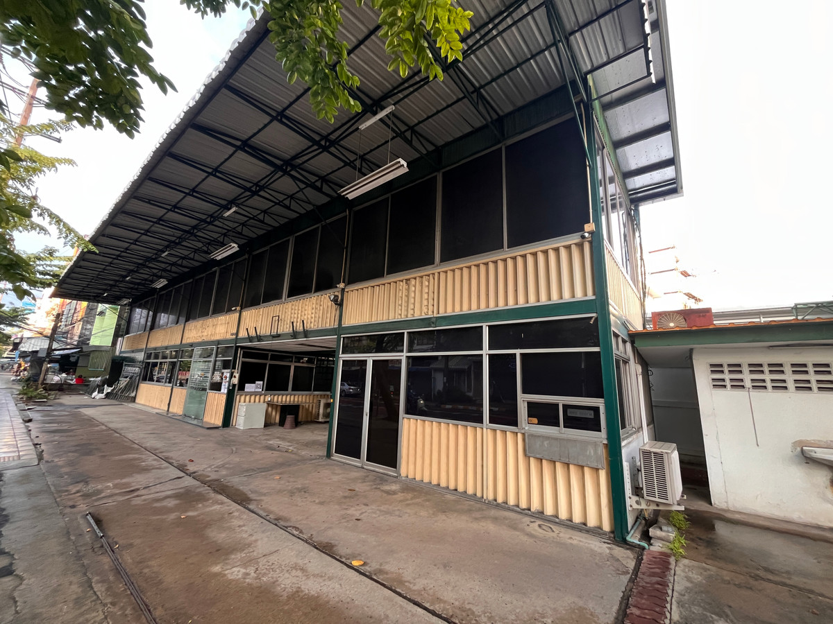 ให้เช่าสำนักงานพระราม 3 สาธุประดิษฐ์ : ให้เช่าอาคาร 2 ชั้น ติดถนนสาธุประดิษฐ์