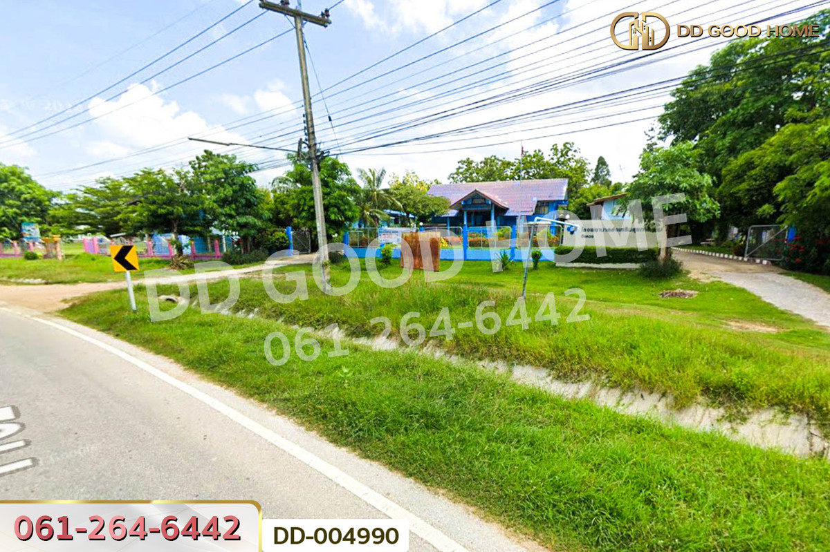 For SaleLandKamphaeng Phet : DD-004990 Land with buildings in Phran Kratai, 1 rai 76 sq.w., Kamphaeng Phet