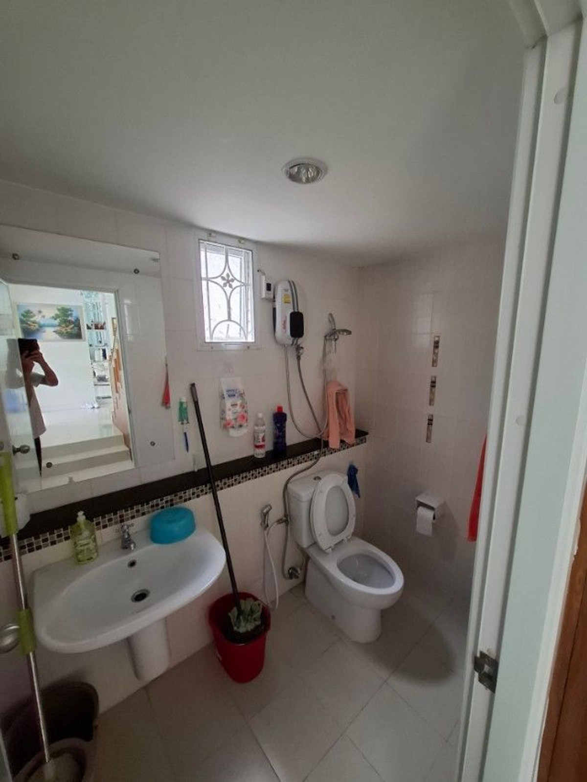 For SaleHouseLadkrabang, Suwannaphum Airport : 70 sq m, 3 bedrooms, 3 bathrooms, 2-story detached house, Passorn Prestige On Nut.