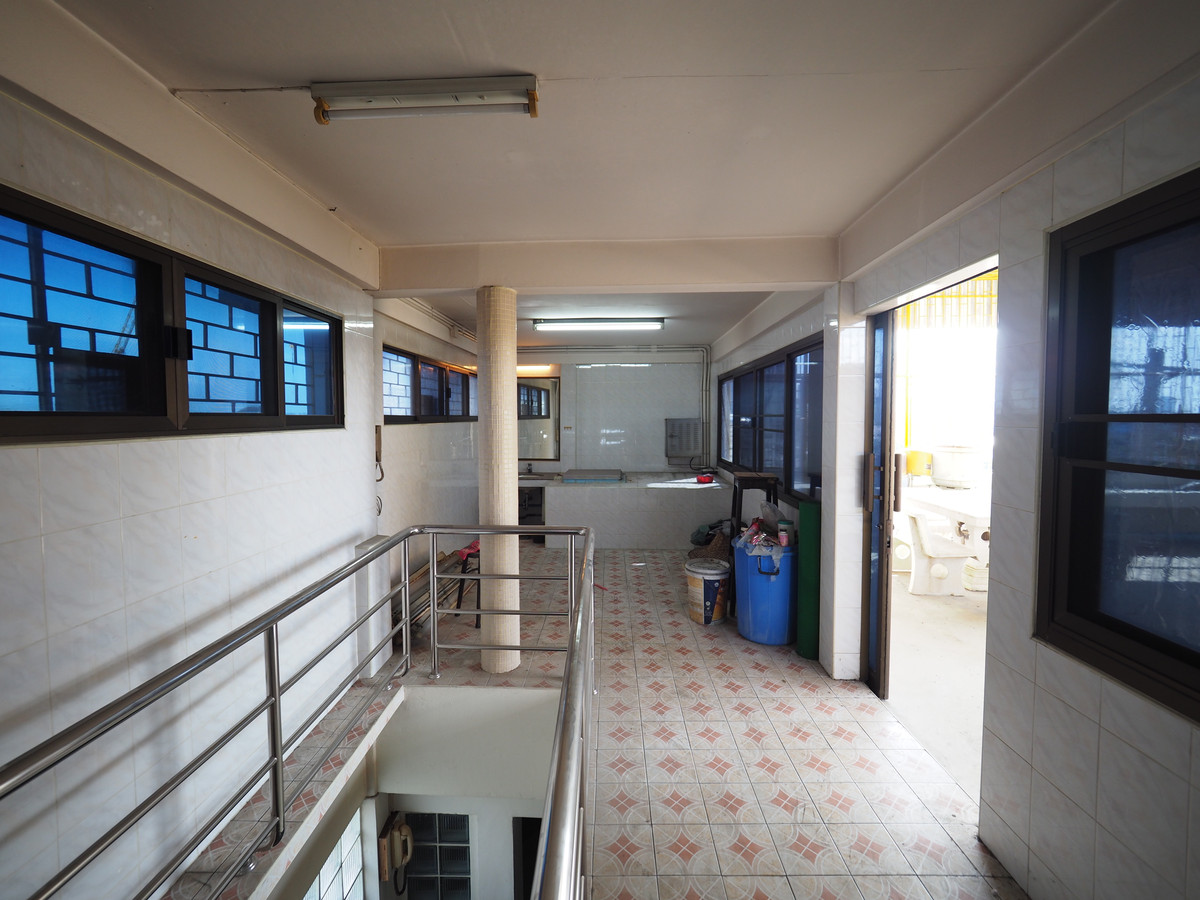 For RentShop HouseRama3 (Riverside),Satupadit : 6 Storey Shophouse 2 Joining Units on Rama 3 Main Road