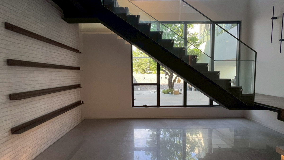 ให้เช่าบ้านลาดกระบัง สุวรรณภูมิ :  Luxury Pool Villa for Rent or Sale at VIVE Krungthep Kreetha