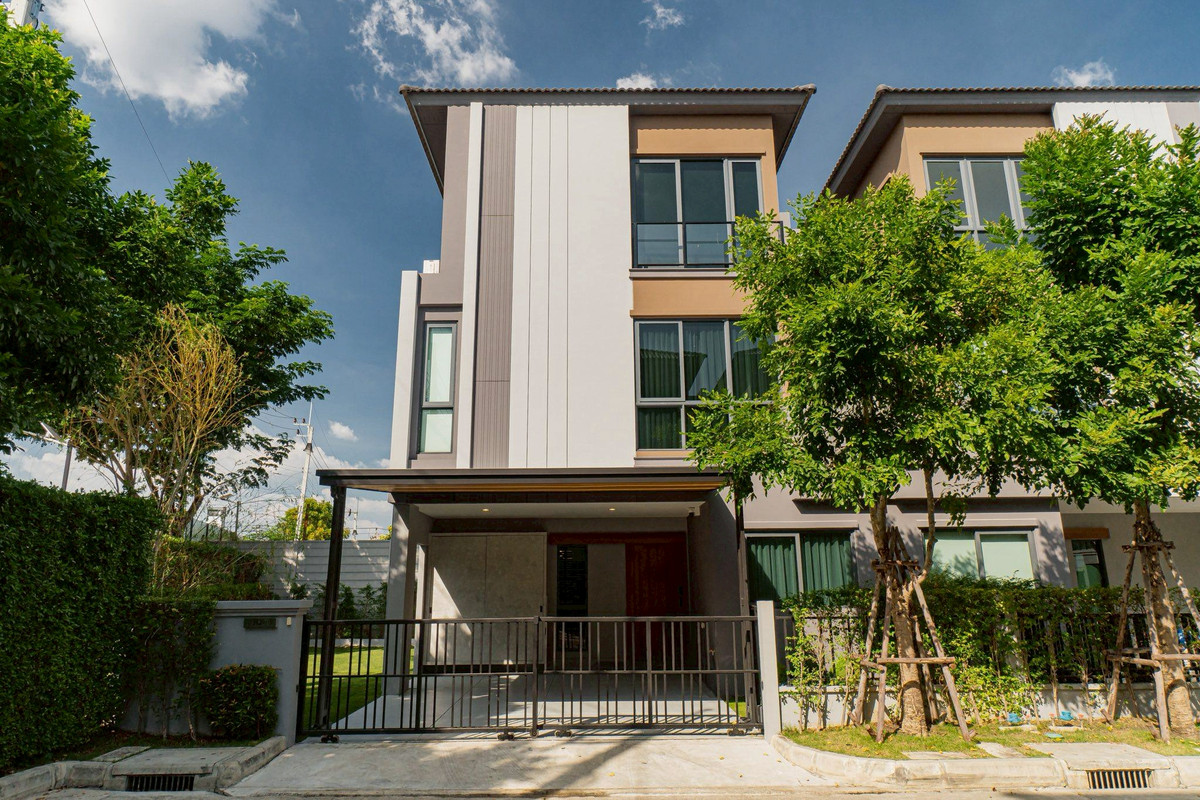 For RentHouseLadkrabang, Suwannaphum Airport : Baan Klang Muang The Edition Srinakarin–Suan Luang