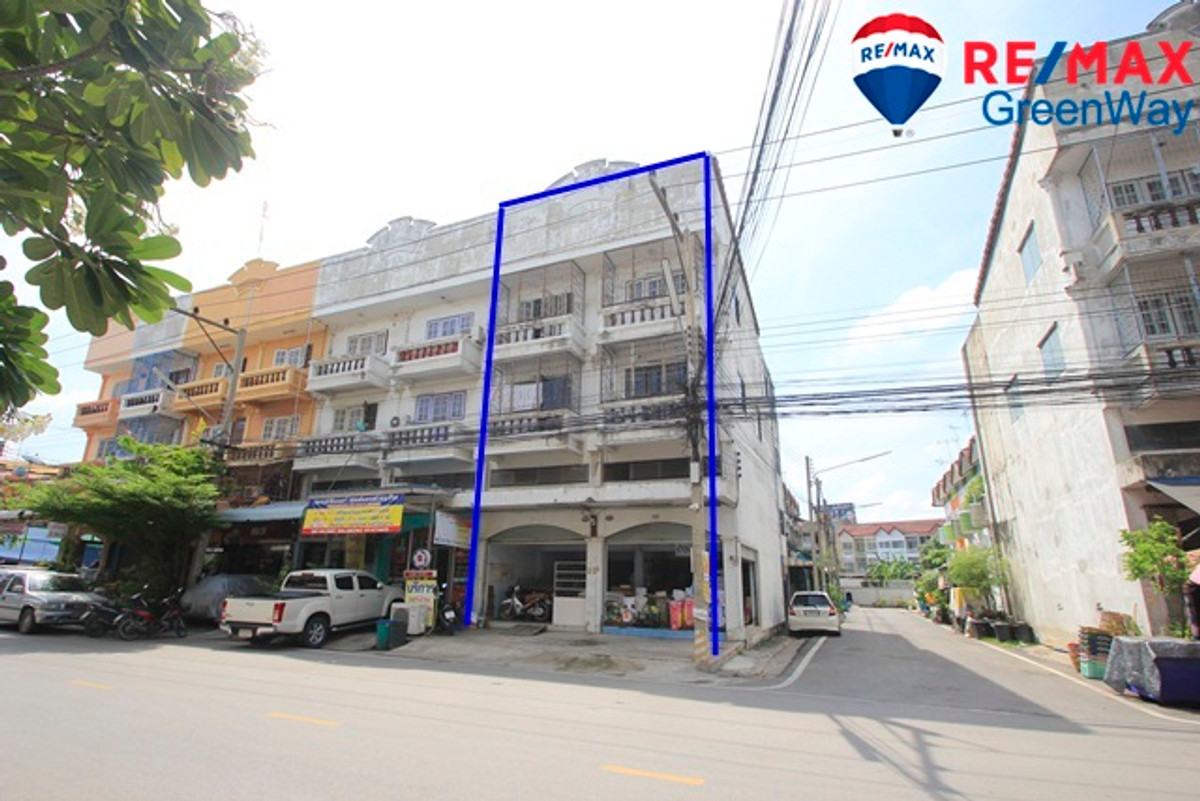 ขายอาคารพาณิชย์พุทธมณฑล ศาลายา : อาคารพาณิชย์พุทธมณฑลสาย5 หมู่บ้านสิวารัตน์3 ทำเลค้าขาย ทำสำนักงาน ต่อเติมเต็ม ริมถนนเมน หน้าโครงการ ห้องมุม 4 ชั้น 2ห้องคู่ 5.2 ล้าน  