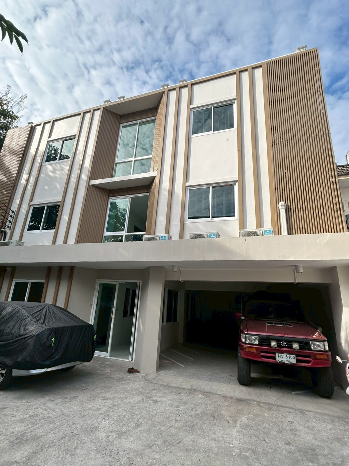 ขายอาคารพาณิชย์รามคำแหง หัวหมาก : แมนชั่น Brown Sugar ที่อยู่อาศัย ซอยรามคำแหง 53 รีโนเวทเสร็จเรียบร้อยแล้ว