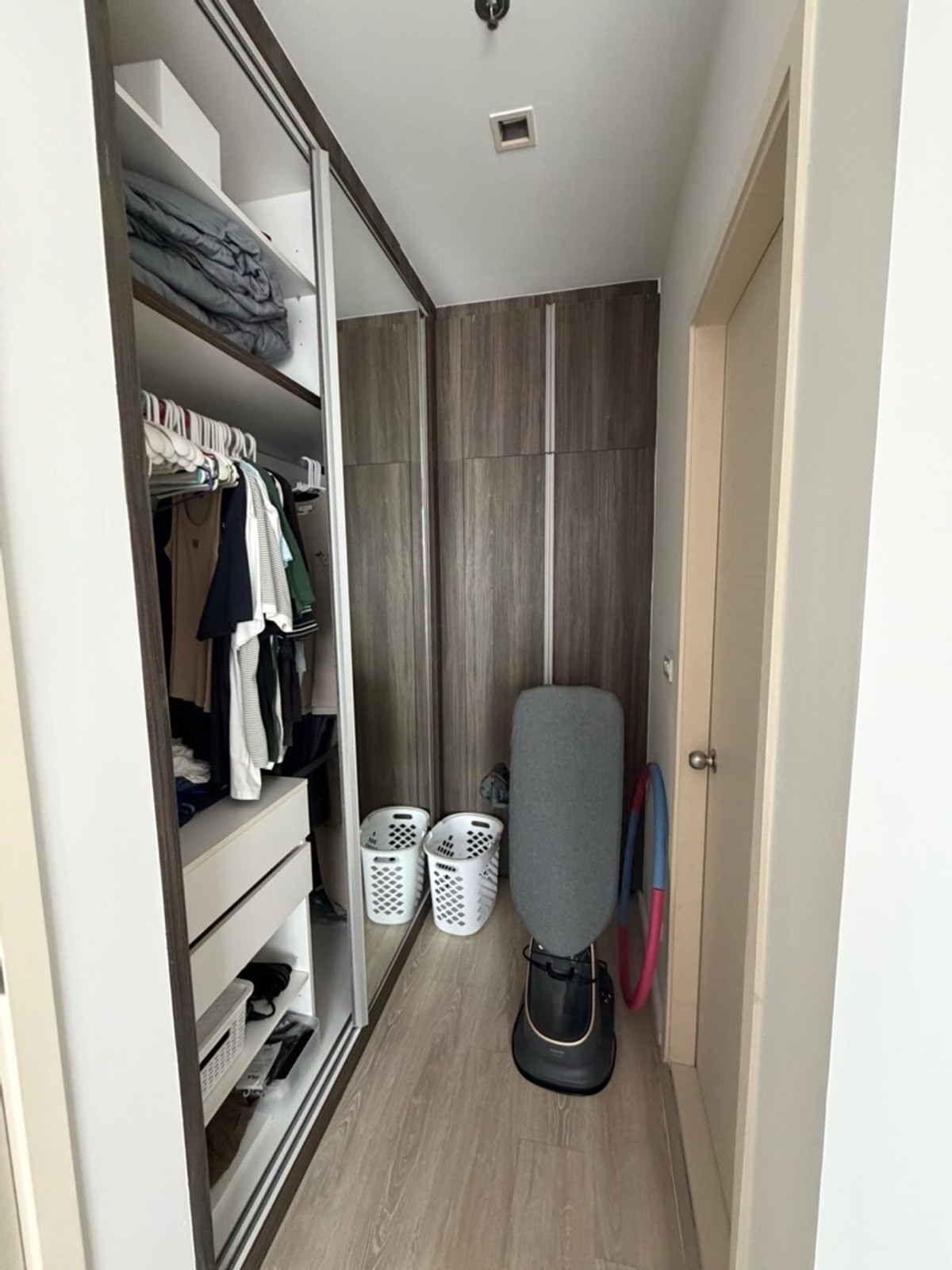 For SaleCondoRatchadapisek, Huaikwang, Suttisan : Quinn Ratchada 17⭐️ Urgent sale🔥 1 bedroom size 45sq.m Happy to negotiate (Tam 084-9792464)