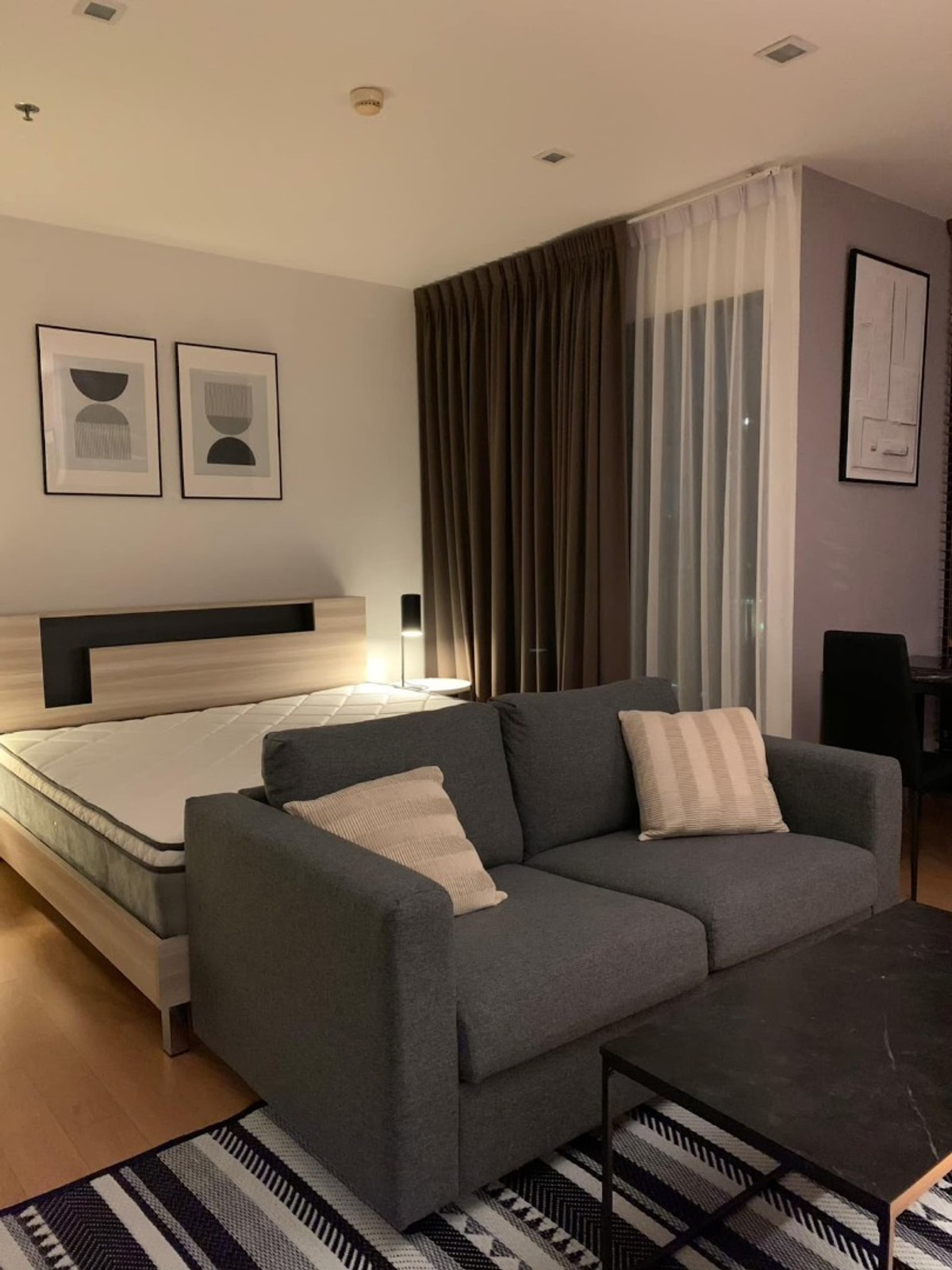 ให้เช่าคอนโดอารีย์ อนุสาวรีย์ : Condo for Rent: Noble Reflex Near BTS Ari