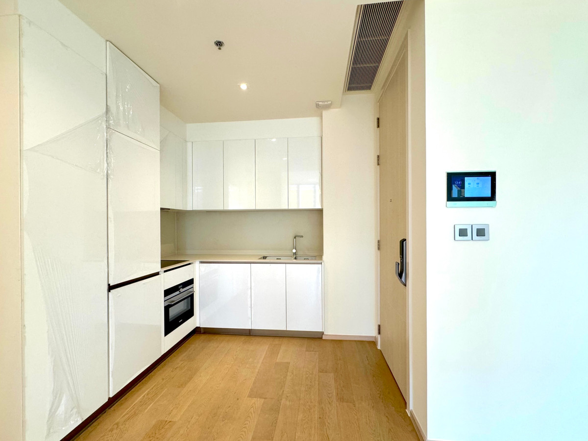 For SaleCondoSukhumvit, Asoke, Thonglor : Great Deal‼️ Brand New, High Floor, Pet freindly✨Luxury Condo @ The Strand Thonglor, 70m from BTS