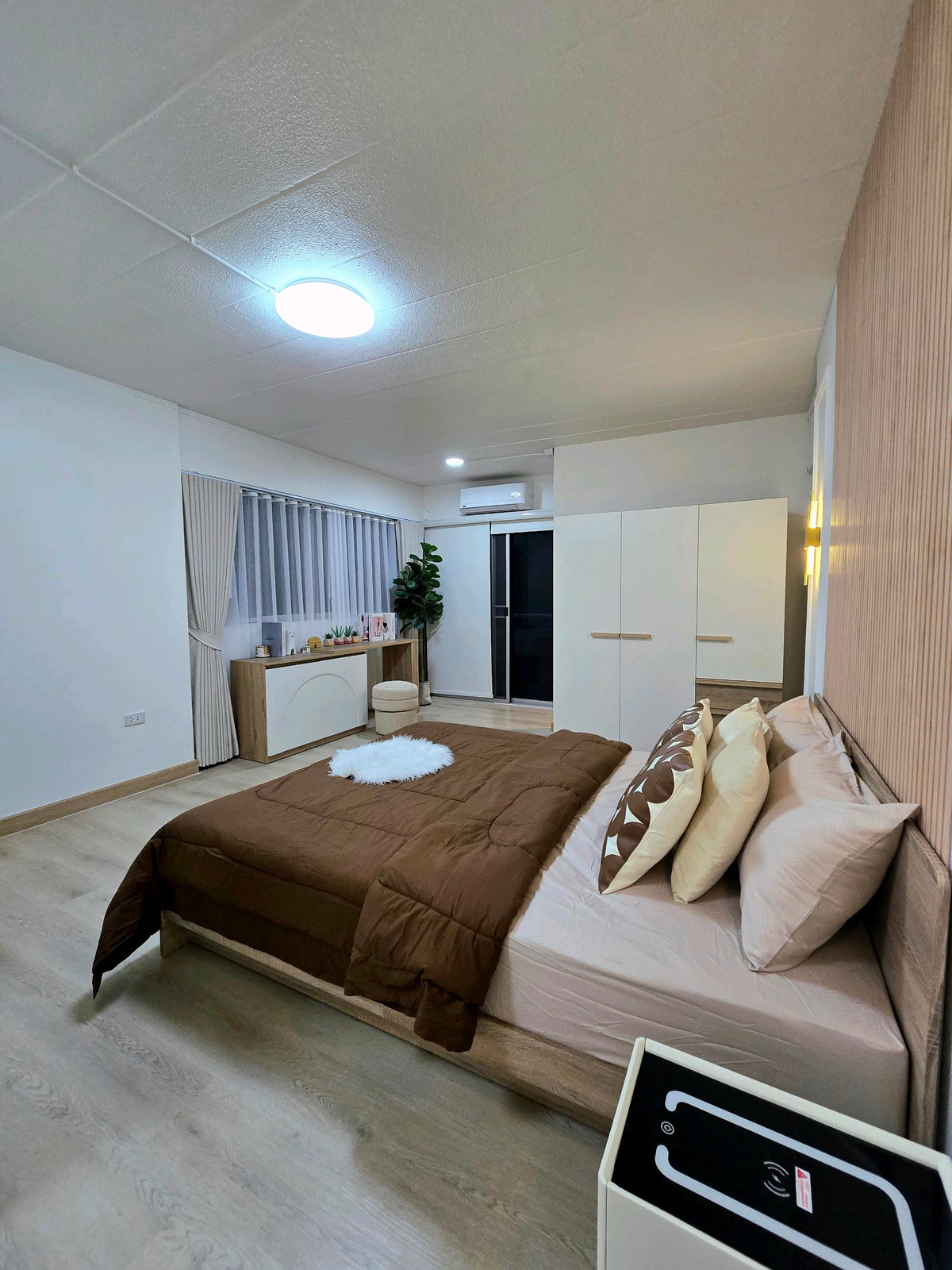 ขายคอนโดรัชดา ห้วยขวาง : 🚇 ชีวิตคนเมืองสุดชิล คอนโดใกล้ MRT แค่ 600 เมตร [รัชดาซิตี้ คอนโด] ไม่ต้องเจอรถติดให้เสียอารมณ์