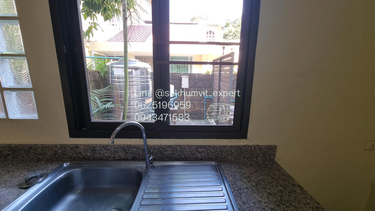 For RentRetail SpaceSukhumvit, Asoke, Thonglor : Shop for rent, Thonglor, no parking. Suitable for businesses that do not use loud noises and are quiet.