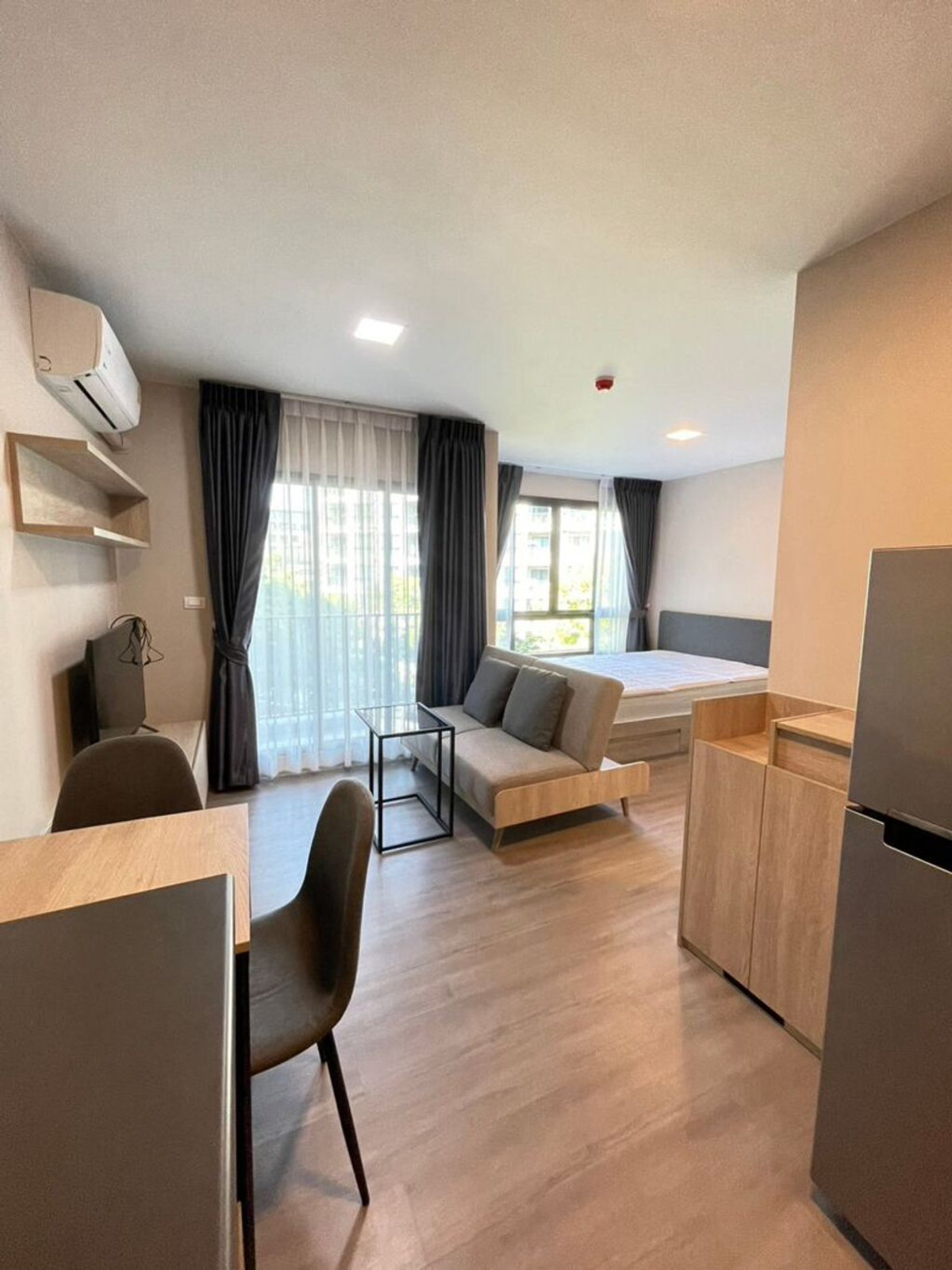 For RentCondoPathum Thani,Rangsit, Thammasat : For Rent Dcondo Campus Hideaway Unit 80/363 (Available 1/1/69) (Pool view)