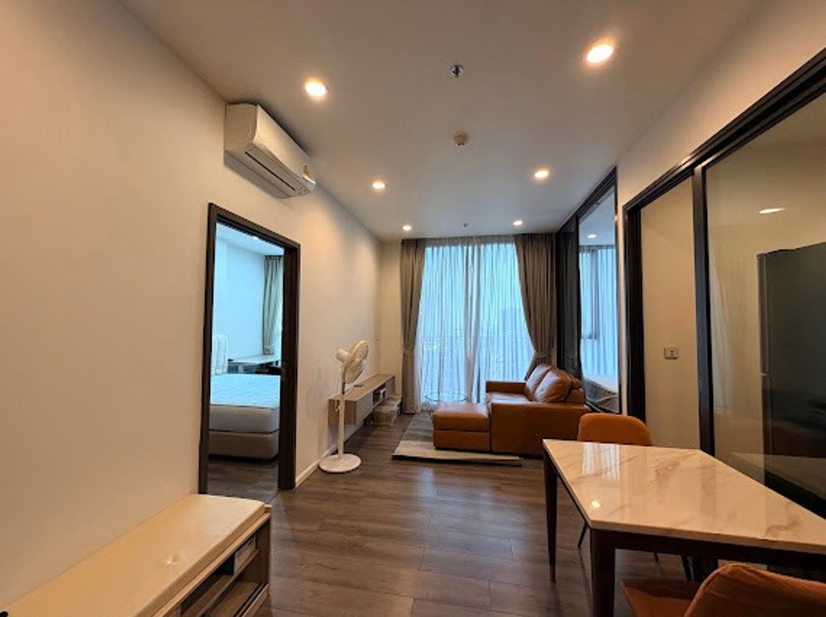 For RentCondoOnnut, Udomsuk : Condo for rent: Whizhdom Essence Sukhumvit 101, fully furnished condo, ready to move in, close to Punnawithi BTS and department stores!!