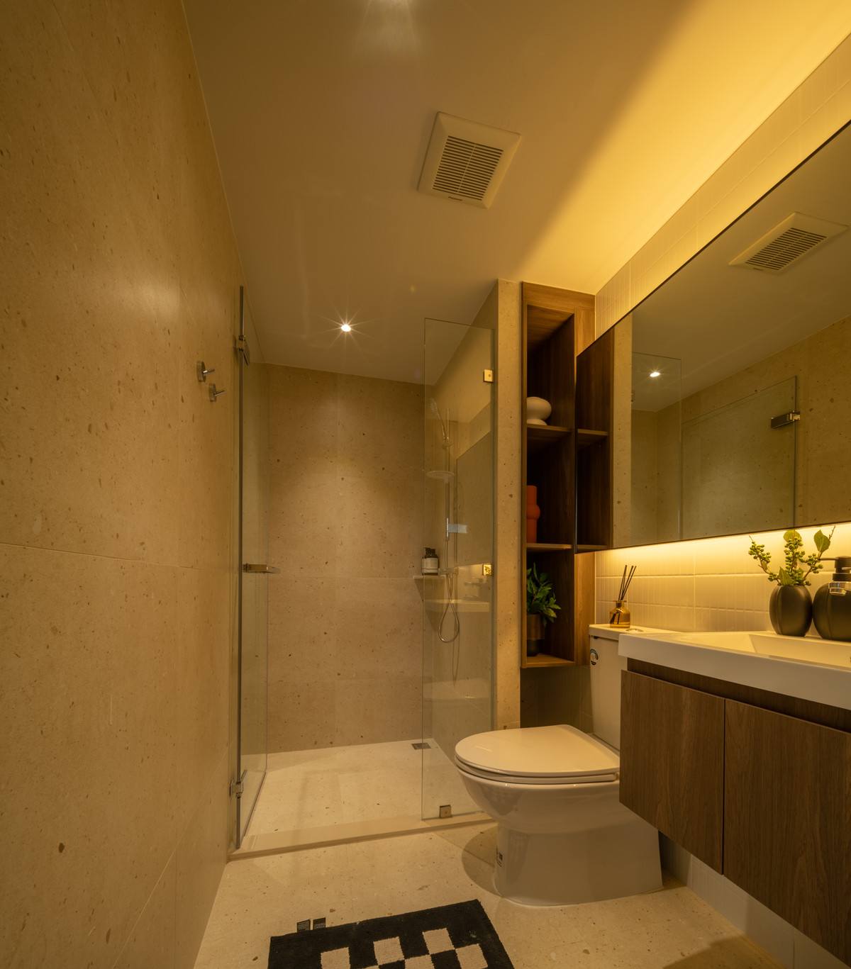 For SaleCondoPathum Thani,Rangsit, Thammasat : 🌟 Best value! Duplex with high ceiling! Large unit near the train station! 🚇📞: 065-626-5636